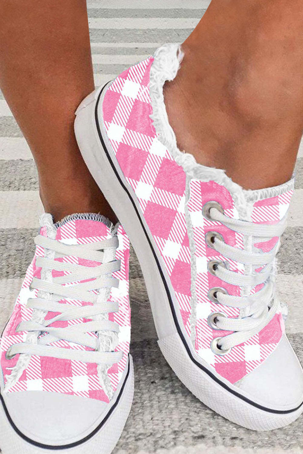 Pink Plaid Stripe Graphic Lace-Up Canvas Shoes $ 29.99 - Evaless