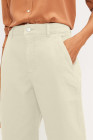 Beige Everlane Women's White and Cream Trousers