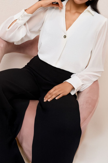 White Friends Like These Ivory Long Sleeve V-Neck Button Front Blouse LC25135940-P1